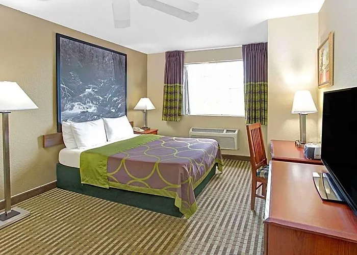 Super 8 By Wyndham