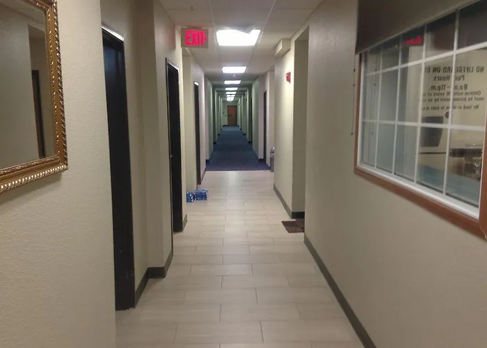 Super 8 By Wyndham Hotel Gurnee